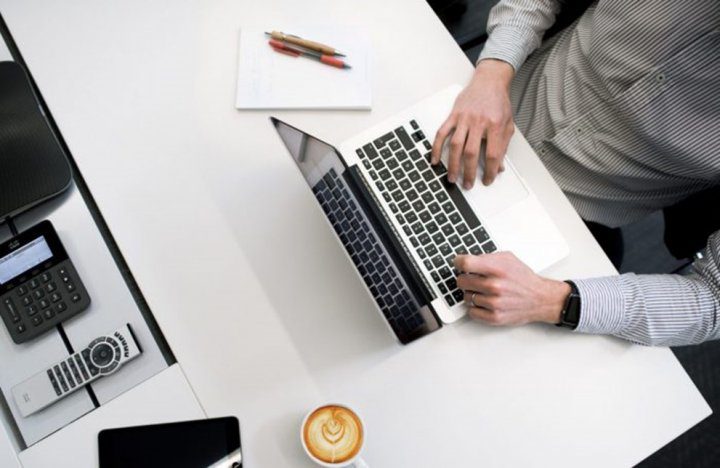 Maximizing Contact Management with CRM to Boost Productivity
